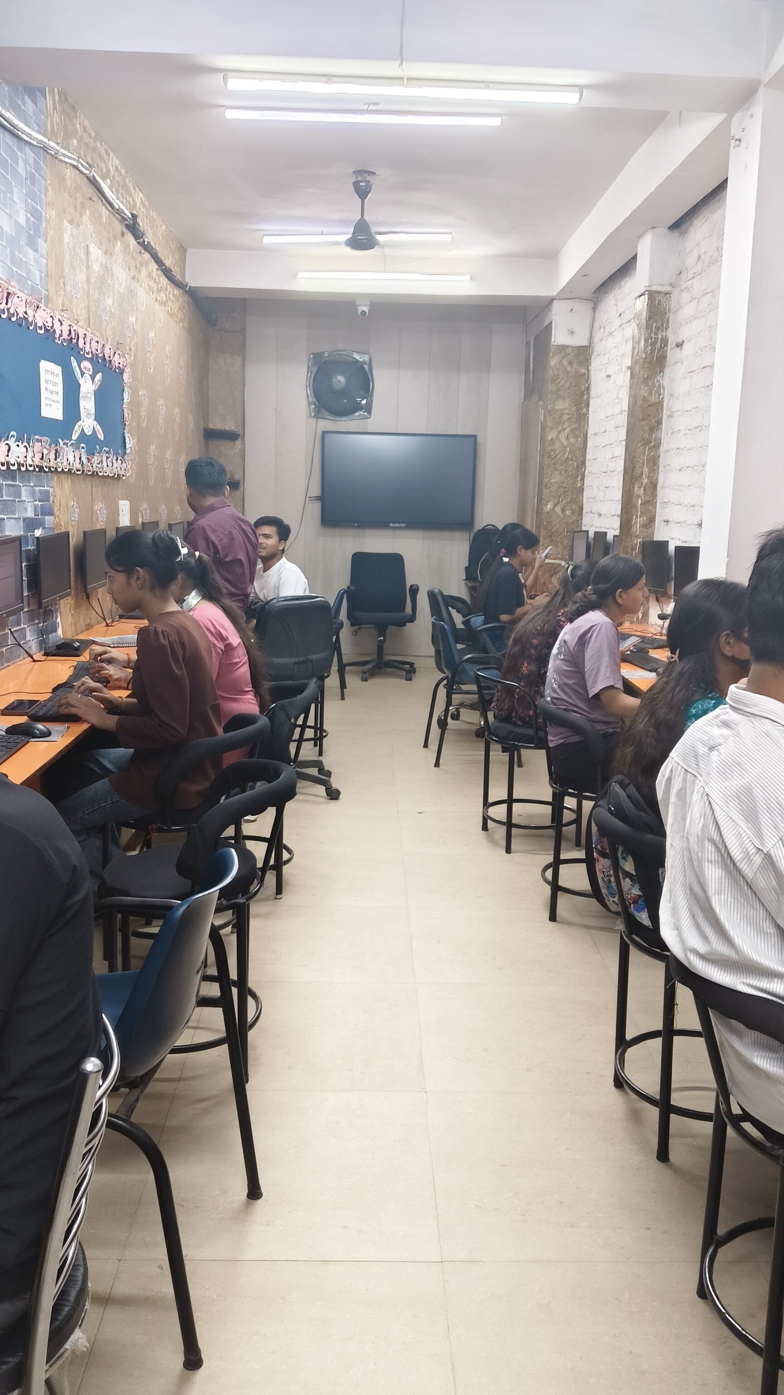 TOP DIGITAL MARKETING INSTITUTE